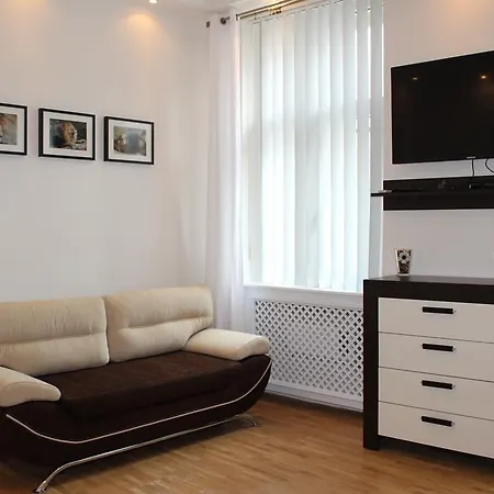Apartament Leo *